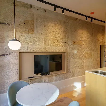 N - Cha