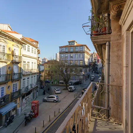 N - Cha * Oporto