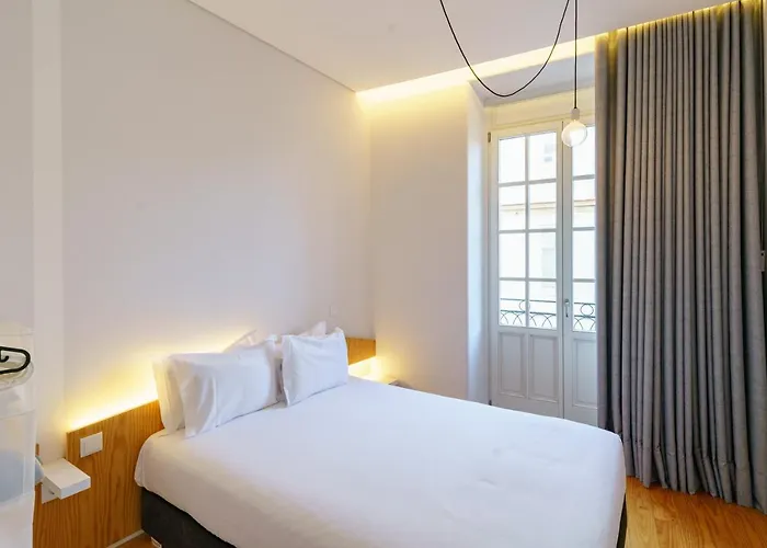 N - Cha Apartman Porto